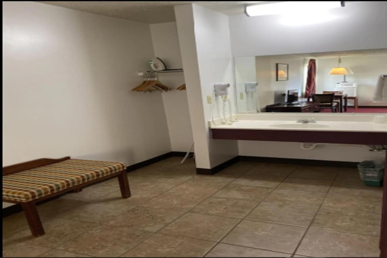 Royal Inn Albany المظهر الخارجي الصورة