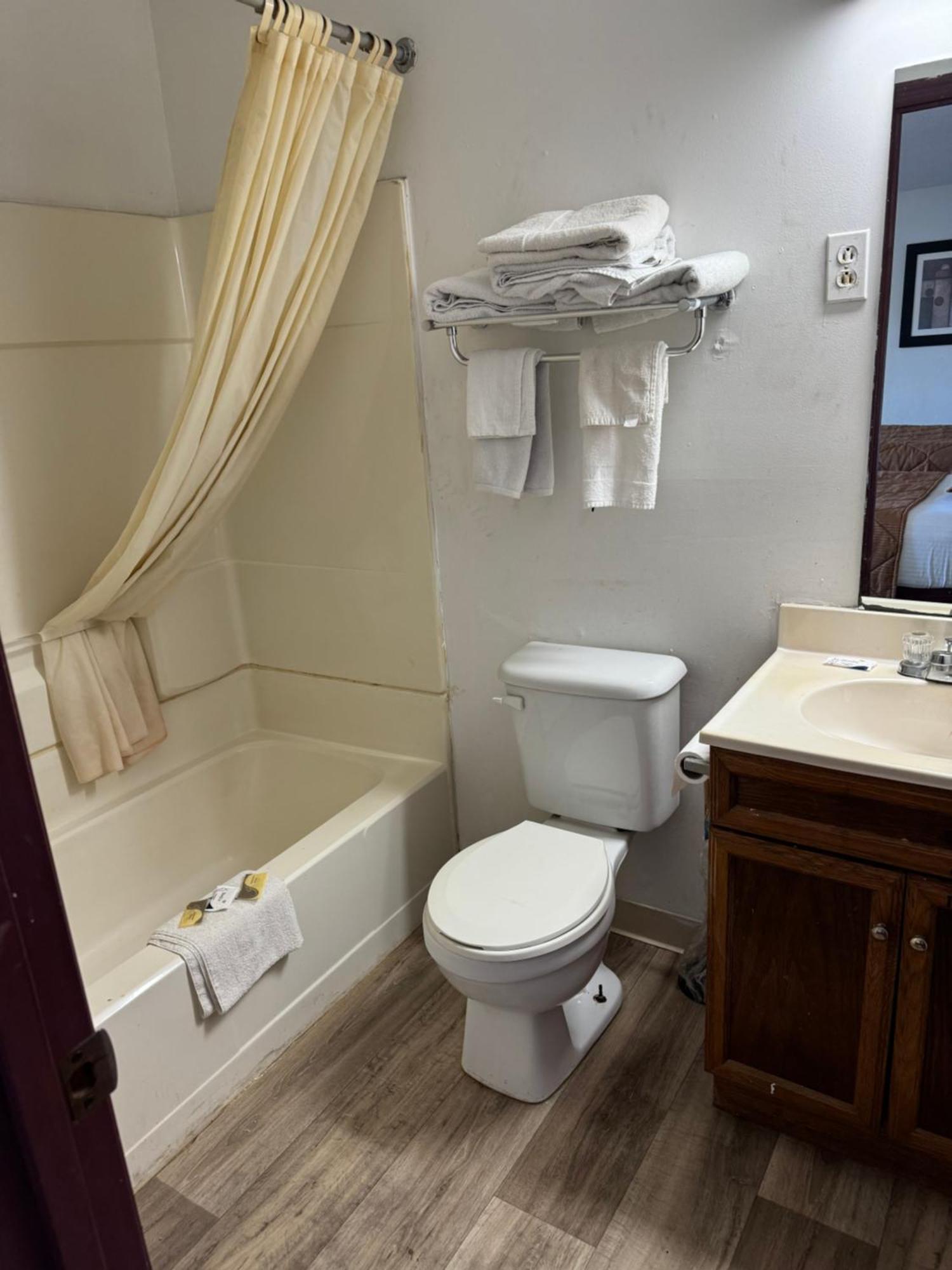 Royal Inn Albany المظهر الخارجي الصورة